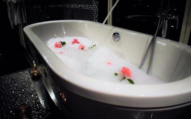 Chambre Avec Jacuzzi Privatif Gaillac
