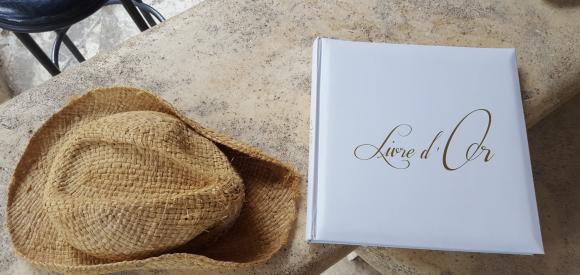 Love Room avec jacuzzi privé, tout proche d'Avignon, Arles et Nîmes