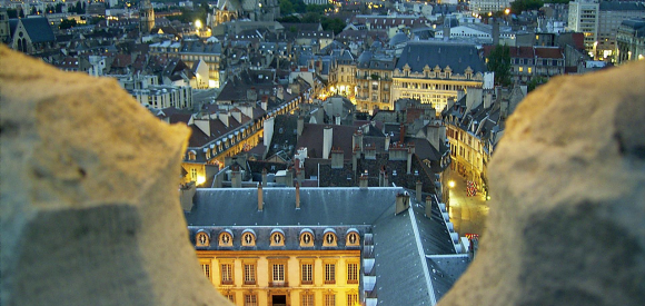 Appartement cosy et sensuel, avec baignoire balnéothérapie, centre historique de Dijon