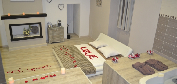 Suite avec Jacuzzi privé, proche des plages, Agde