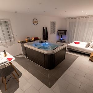 Cocon De Bien Etre Au Pied Des Pistes Spa Et Sauna Privatif Huez Cocon De Bien Etre Au Pied Des Pistes Spa Et Sauna Privatif Huez
