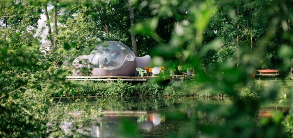 Bulle et SPA privé au bord de l'étang, jacuzzi, vélos electriques, Baie de Somme