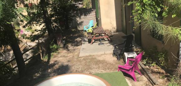 Gite avec jacuzzi privatif, à 1 heure de Nîmes, Gard