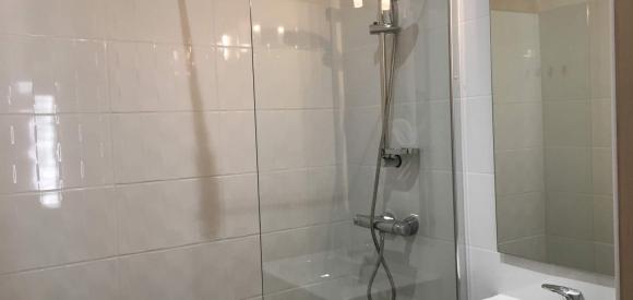 Gite avec jacuzzi privatif, à 1 heure de Nîmes, Gard