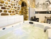 Suite romantique et insolite avec spa en Aveyron - 6