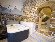 Suite romantique et insolite avec spa en Aveyron - 7