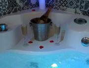 Love room avec jacuzzi, proche Sarlat - 17