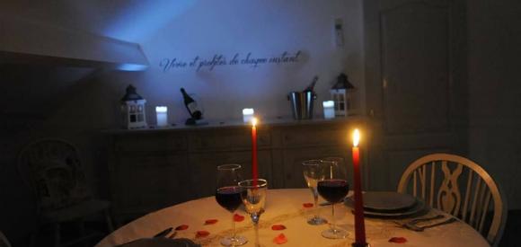 Love room avec jacuzzi, proche Sarlat