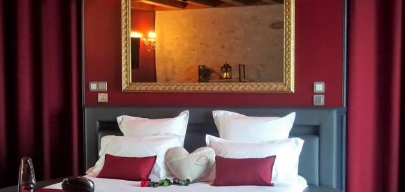 Magnifique gite romantique et sexy pour amoureux, spa, lit rond à Tours
