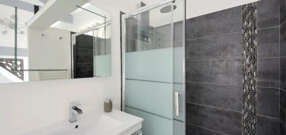 Appartement dans un chateau avec jacuzzi privatif, Var