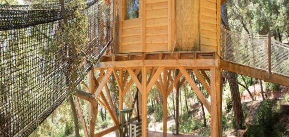 Cabane perchée spa privatif dans la nature, Var
