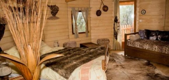 Cabane perchée spa privatif dans la nature, Var