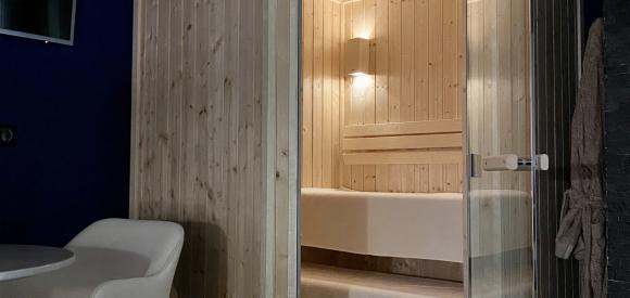 Magnifique suite avec spa, hammam, sauna et cheminée privatifs, Epernay