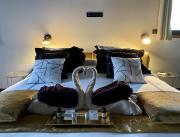 Magnifique suite avec spa, hammam, sauna et cheminée privatifs, Epernay - 6
