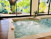 Gîte romantique avec Piscine Spa/Jacuzzi  privatif, Morbihan - 10