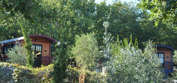 Cabane au milieu de la nature avec spa privatif, Ardèche