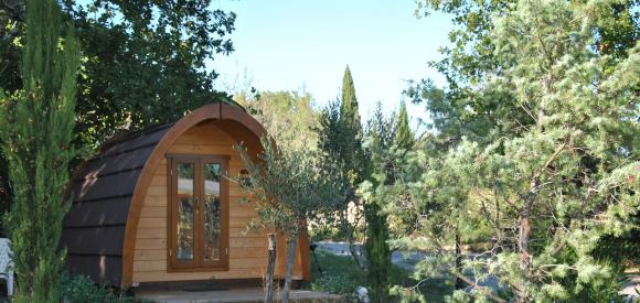 Cabane au milieu de la nature avec spa privatif, Ardèche