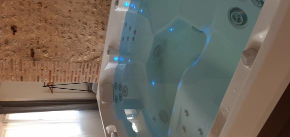 Maison pour amoureux avec spa privatif intérieur, Ladon, Loiret