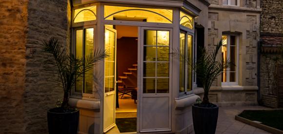Loveroom avec jacuzzi privé - Marais Poitevin, proche Niort et La Rochelle