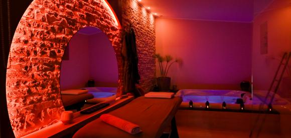 Loveroom avec jacuzzi privé - Marais Poitevin, proche Niort et La Rochelle
