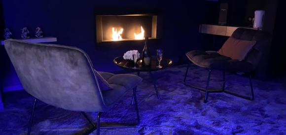Suite de luxe avec pièce cachée coquine et bain balnéothérapie à moins d'une heure de Paris, Normandie